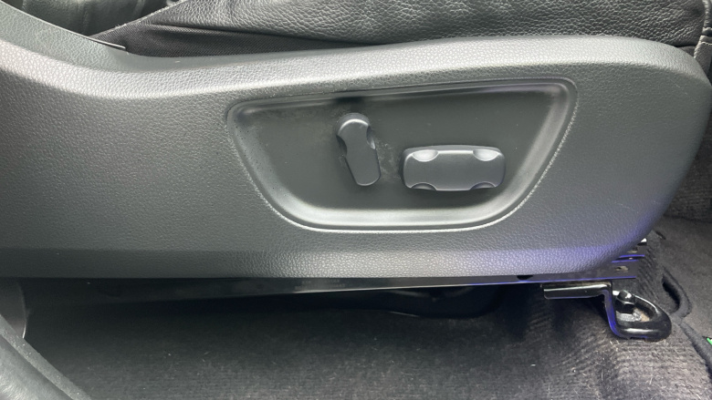 Mitsubishi L200 Lwb Lb Diesel Double Cab DI-D 178 Barbarian 4WD Auto